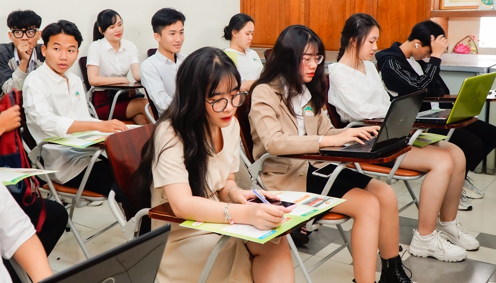 học ph&iacute; đại học từ xa ng&agrave;nh kế to&aacute;n tổng hợp